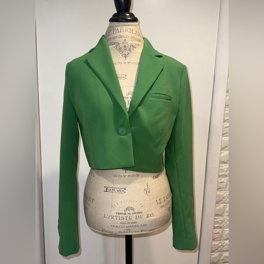 Dynamite Emerald Green Cropped Blazer